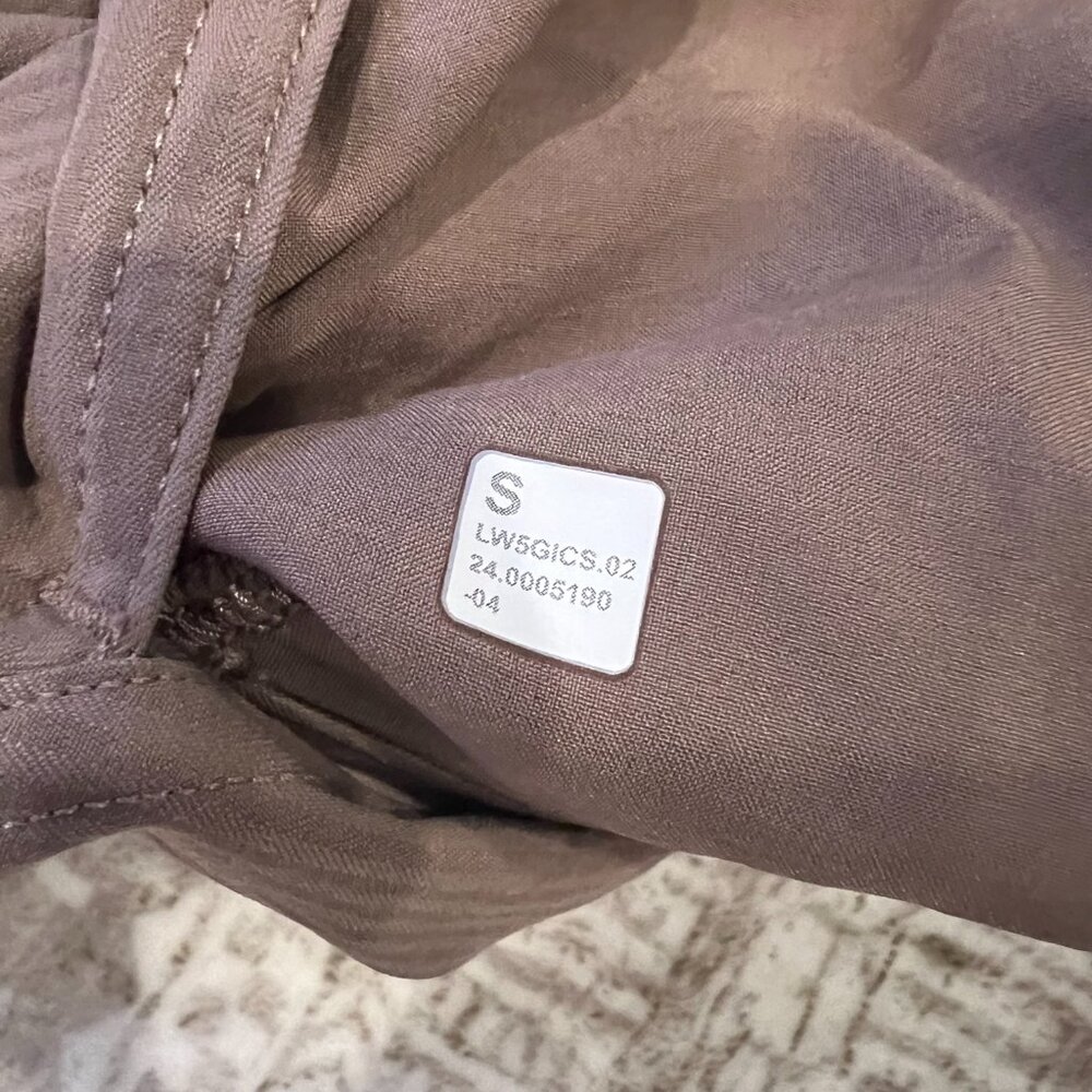 Lululemon Dance Studio Relaxed-Fit Cargo Jogger Small Taupetastic SOLD OUT - Picture 5 of 6